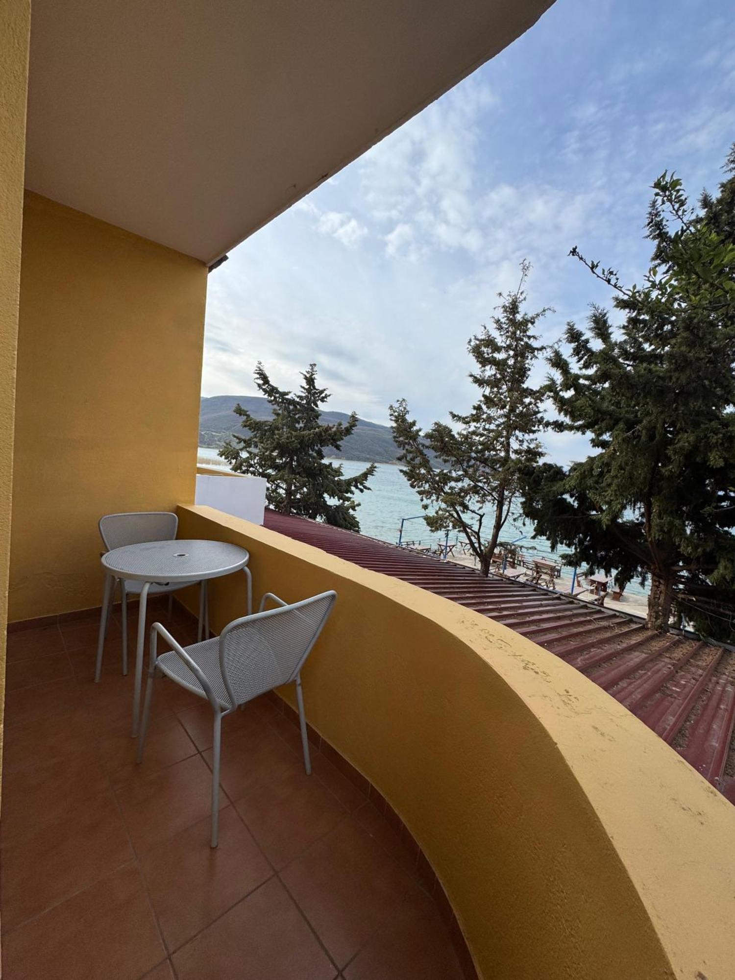 Hotel Restorant Leza Lini المظهر الخارجي الصورة